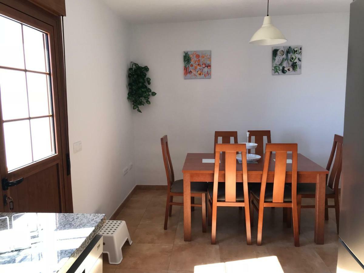 Leyre'S House - Terrace & Sun Villa Фригиляна Екстериор снимка